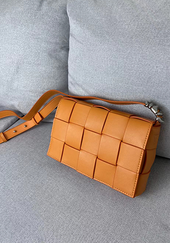Mia 15 Square Leather Shoulder Bag Orange