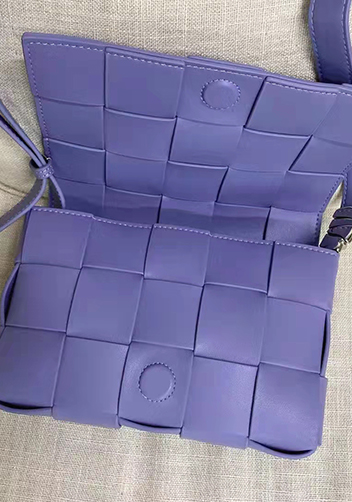Mia 15 Square Leather Shoulder Bag Purple