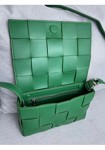 Mia 15 Square Leather Shoulder Bag Racing Green