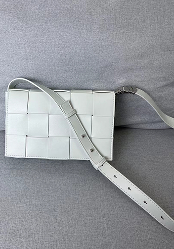 Mia 15 Square Leather Shoulder Bag White