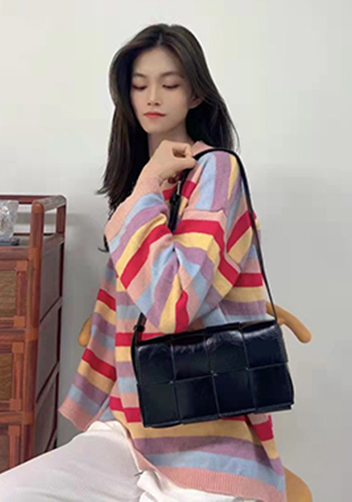 Mia 8 Square Leather Shoulder Bag Black