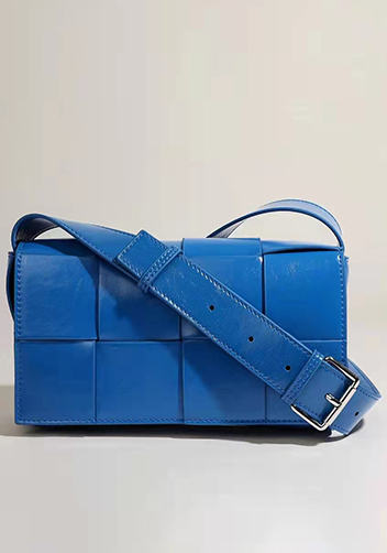 Mia 8 Square Leather Shoulder Bag Blue