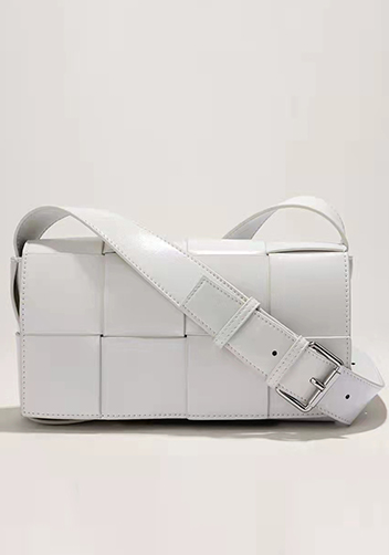 Mia 8 Square Leather Shoulder Bag Cream