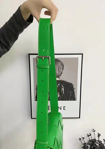 Mia 8 Square Leather Shoulder Bag Green Parakeet