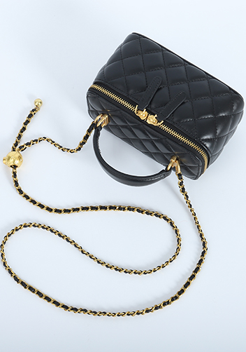 Adele Vanity Case Top Handle Black