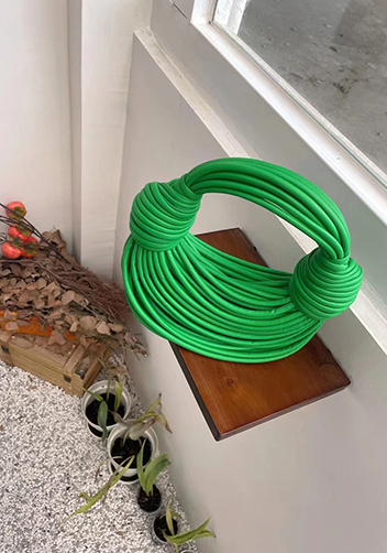 Dina Spaghetti Vegan Leather Knot Top Handle Bag Green Parakeet