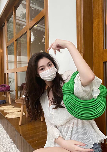 Dina Spaghetti Vegan Leather Knot Top Handle Bag Green Parakeet