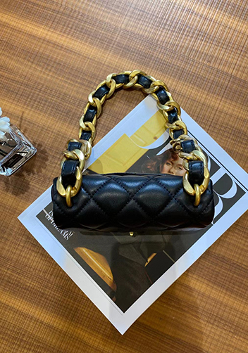 Adele Flap Mini Lambskin Chain Bag Black