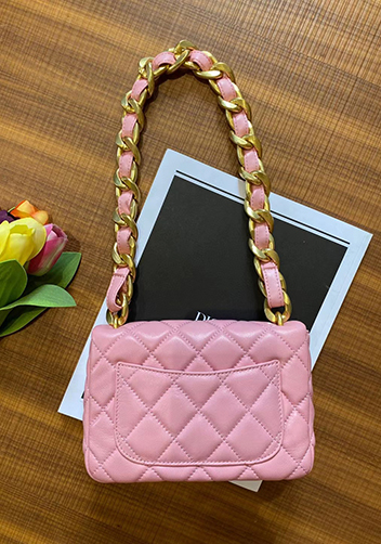 Adele Flap Small Lambskin Chain Bag Pink