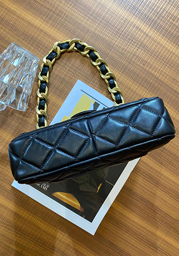 Adele Flap Medium Lambskin Chain Bag Black