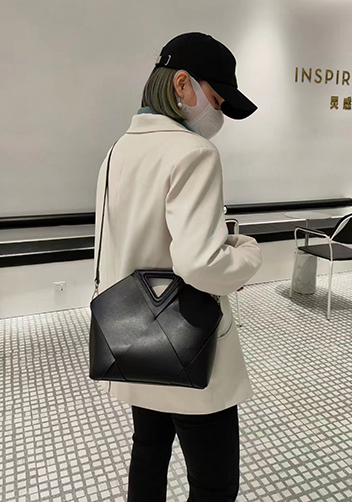 Euclid Medium Woven Bag Black