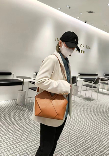 Euclid Medium Woven Bag Camel