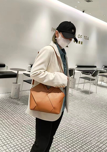 Euclid Medium Woven Bag Camel