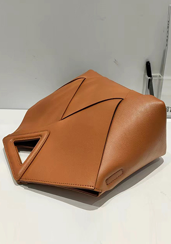 Euclid Medium Woven Bag Camel