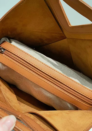 Euclid Medium Woven Bag Camel
