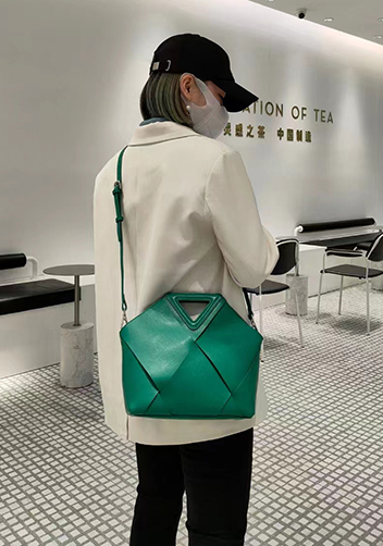 Euclid Medium Woven Bag Green
