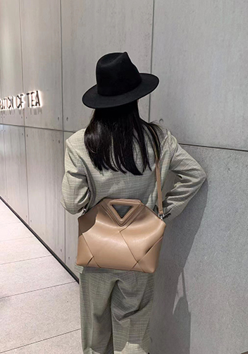 Euclid Large Woven Bag Beige