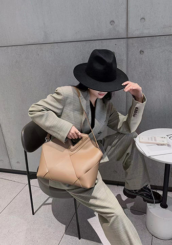 Euclid Large Woven Bag Beige