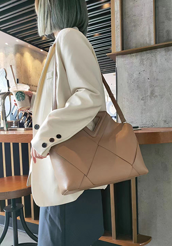 Euclid Large Woven Bag Beige