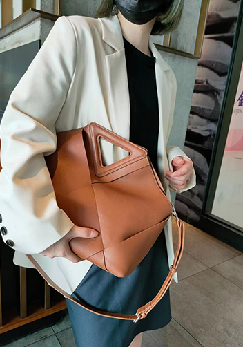 Euclid Large Woven Bag Camel