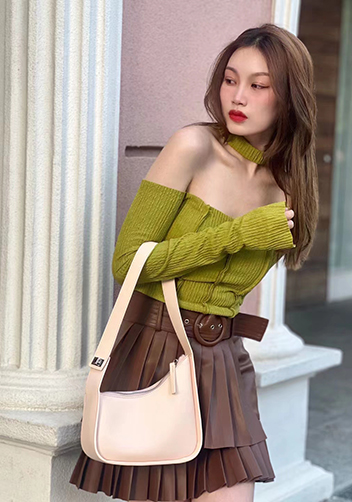 Luna Half Moon Leather Shoulder Bag Pink