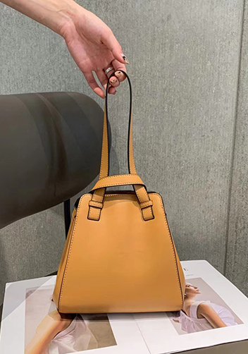 Adrienne Multifunctional Leather Bag Camel