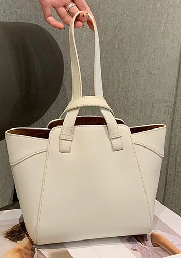 Adrienne Multifunctional Leather Bag Cream