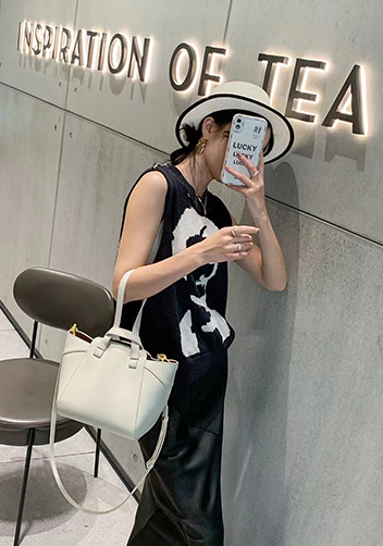 Adrienne Multifunctional Leather Bag Cream