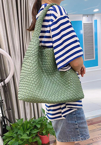 Mia Hobo Woven Single Handle Tote Green