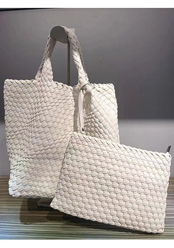Mia Woven Tote With Pochette White