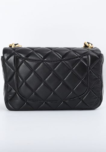 Adele Classic Flap Medium Lambskin Chain Bag Black