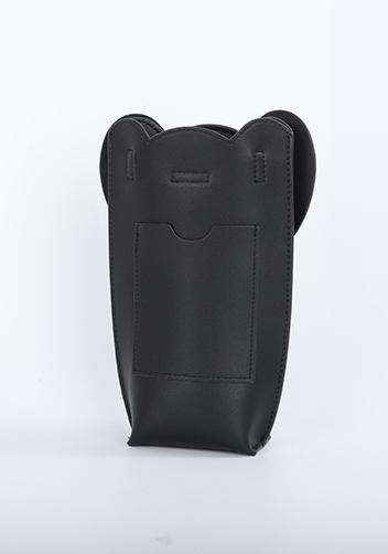 THE ELEPHANT POCKET SHOULDER LEATHER BAG BLACK