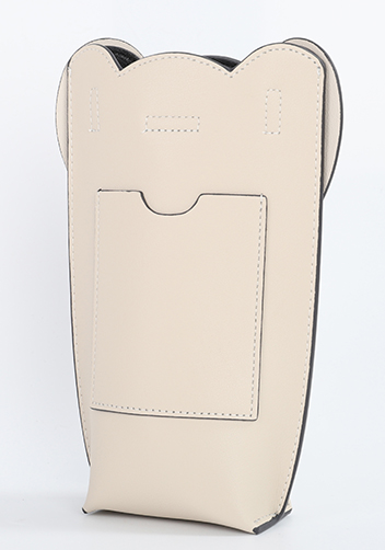 THE ELEPHANT POCKET SHOULDER LEATHER BAG CREAM
