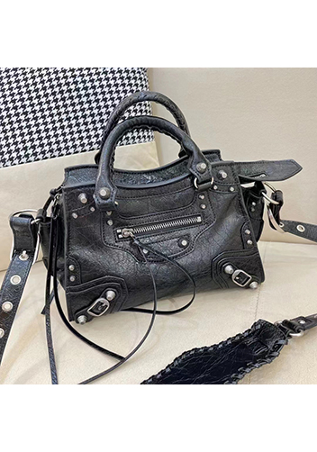 The Route 66 Brushed Leather Medium Tote Black