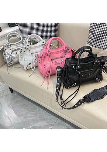 The Route 66 Brushed Leather Medium Tote Pink