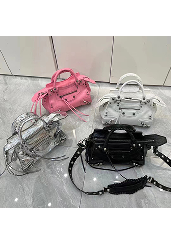 The Route 66 Brushed Leather Medium Tote Pink