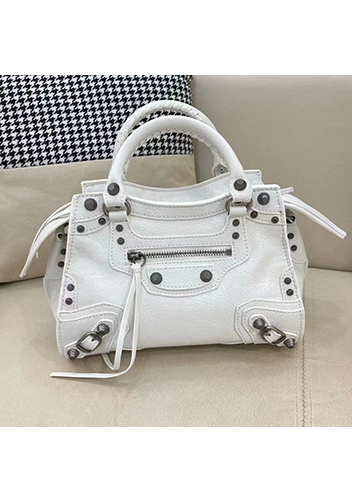 The Route 66 Brushed Leather Medium Tote White