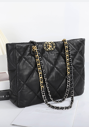 Adele Lilia Shoulder Tote Bag Circle Hardware Black