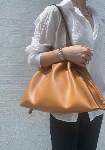 SALSA LEATHER SHOULDER BAG CAMEL