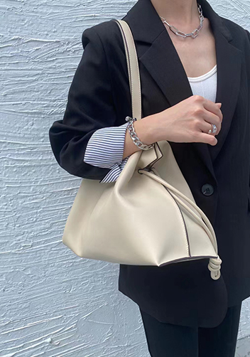 SALSA LEATHER SHOULDER BAG CREAM
