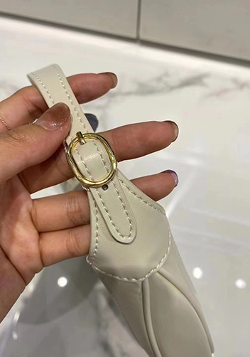Daphne Leather Shoulder Bag White
