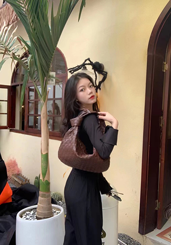 Dina Medium Knotted Intrecciato Leather Tote Choco