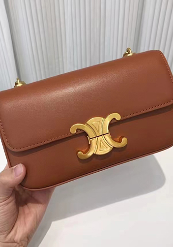 Yuga Leather Chain Shoulder Bag Camel