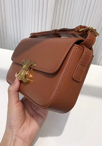 Yuga Leather Shoulder Bag Camel