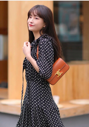 Yuga Leather Shoulder Bag Camel