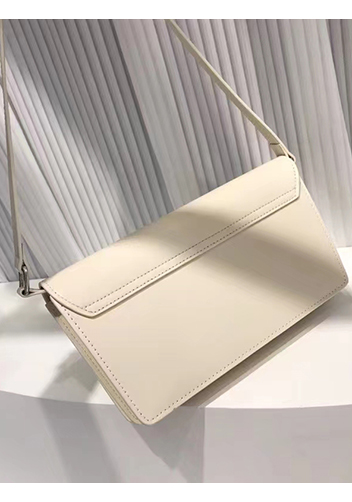 Yuga Leather Clutch Shoulder Bag Cream