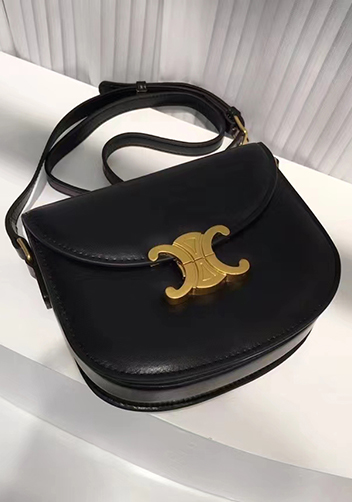 Yuga Leather Saddle Shoulder Bag Black