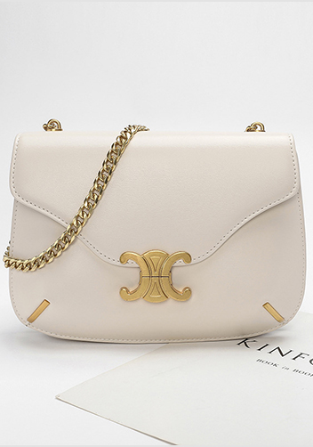 Yuga Leather Saddle Chain Shoulder Bag Cream