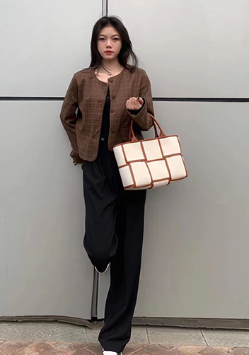 Mia Woven Canvas 6 Squares Tote Camel