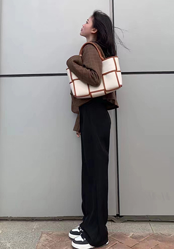Mia Woven Canvas 6 Squares Tote Camel